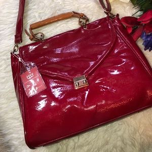 🌺NWT patent leather messenger satchel crossbody bag 🌺